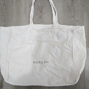GUCCI Canvas Tote Bag in Natural Cream
